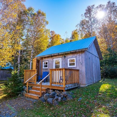 Trailside Accommodations And Outdoor Adventures Birch Plain 외부 사진