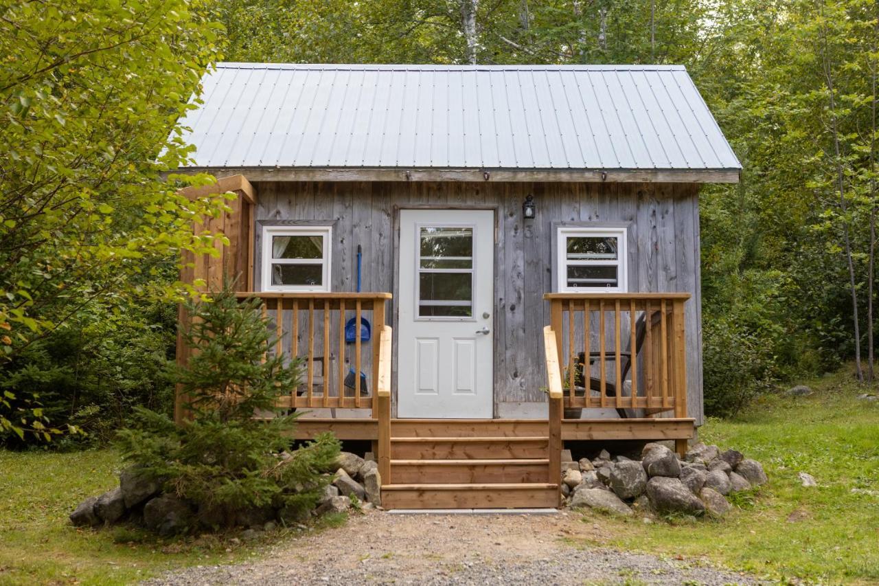 Trailside Accommodations And Outdoor Adventures Birch Plain 외부 사진